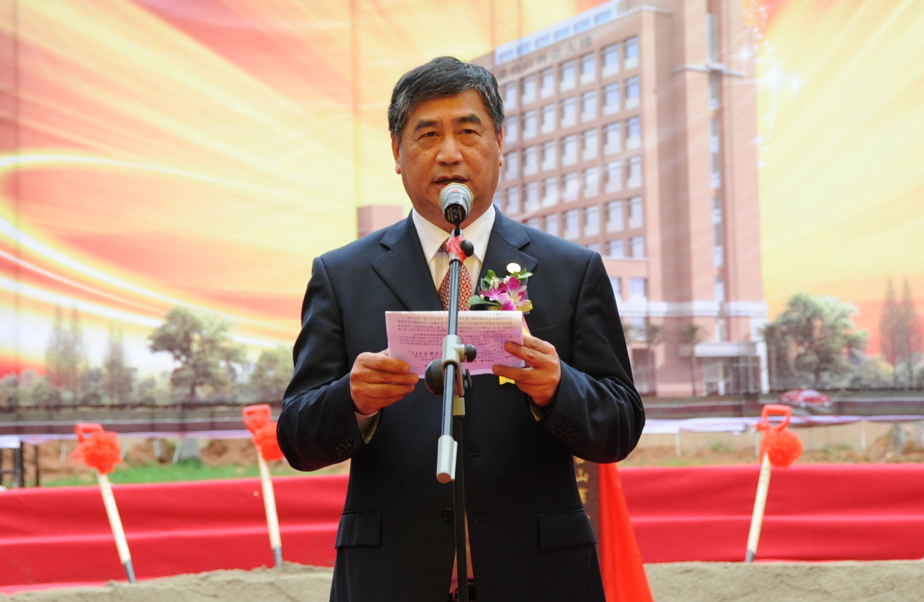 6B4C5E3D16BD4874C92D49EC74E_819BCCB5_35EBD.jpg?e=