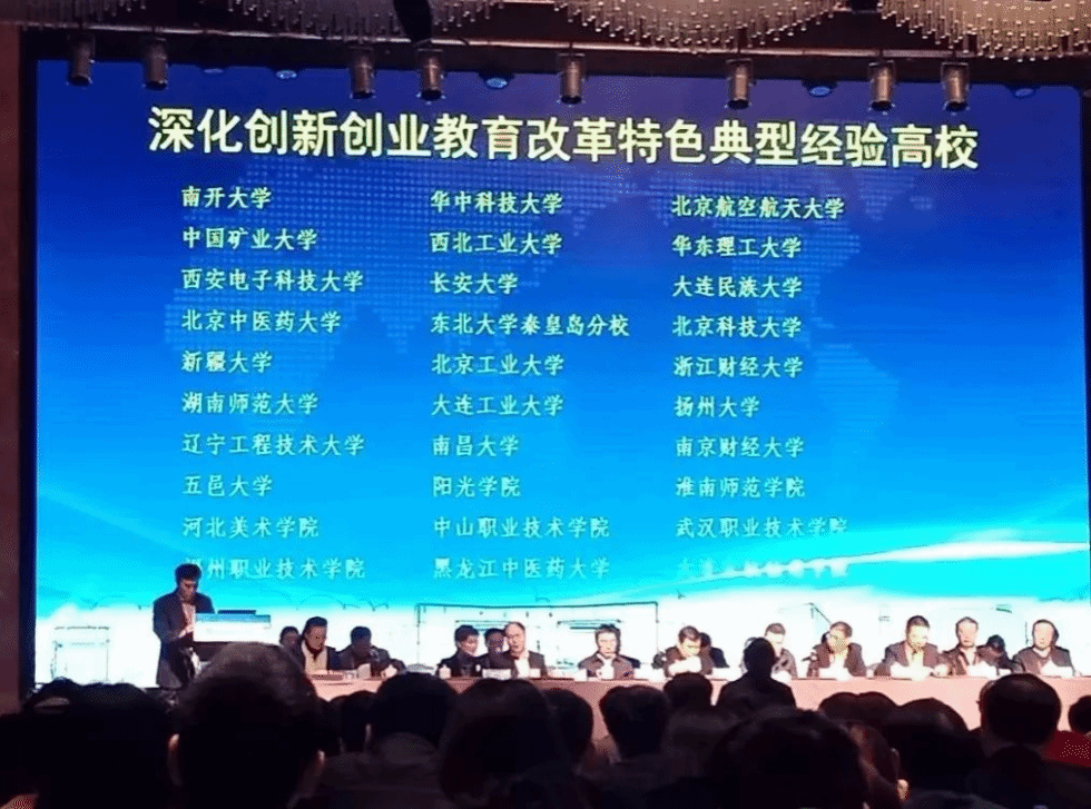 60A5736F380F4BE1DF7BE51B3D4_F426035E_3BDA3 60A5736F380F4BE1DF7BE51B3D4_F426035E_3BDA3