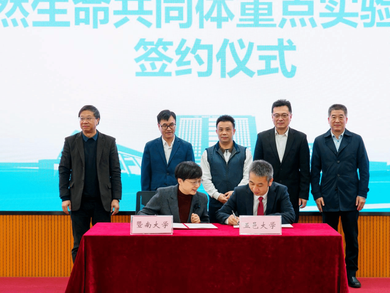 5EECB3C1B3E4F86A2276DB38322_46EF90B6_6A277 5EECB3C1B3E4F86A2276DB38322_46EF90B6_6A277