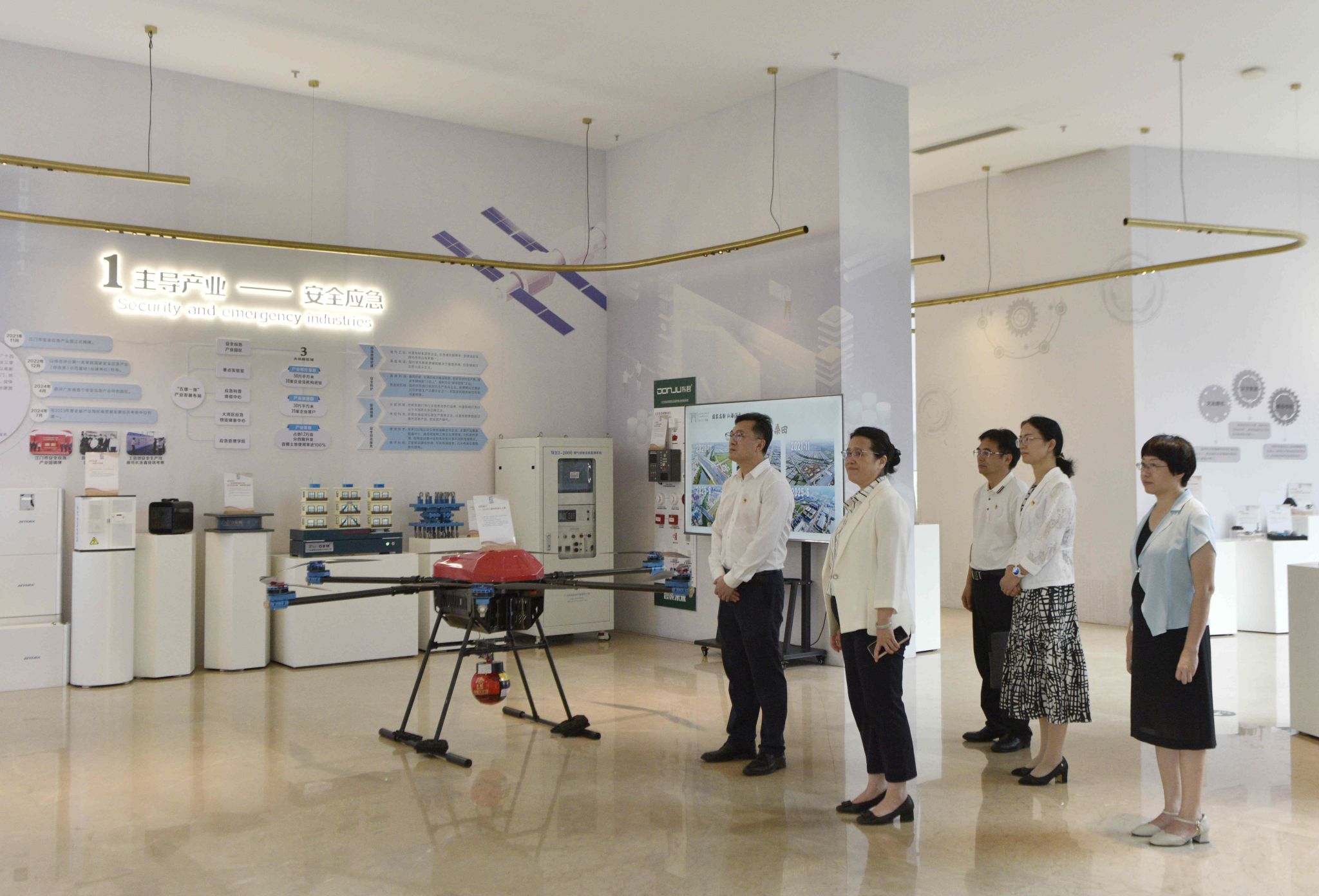 9368E4D9B488A64BA98D0856D9D_A0B73D95_44920