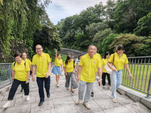 C0D4A573D947B403B2712E9217E_2E31DEBE_215AE