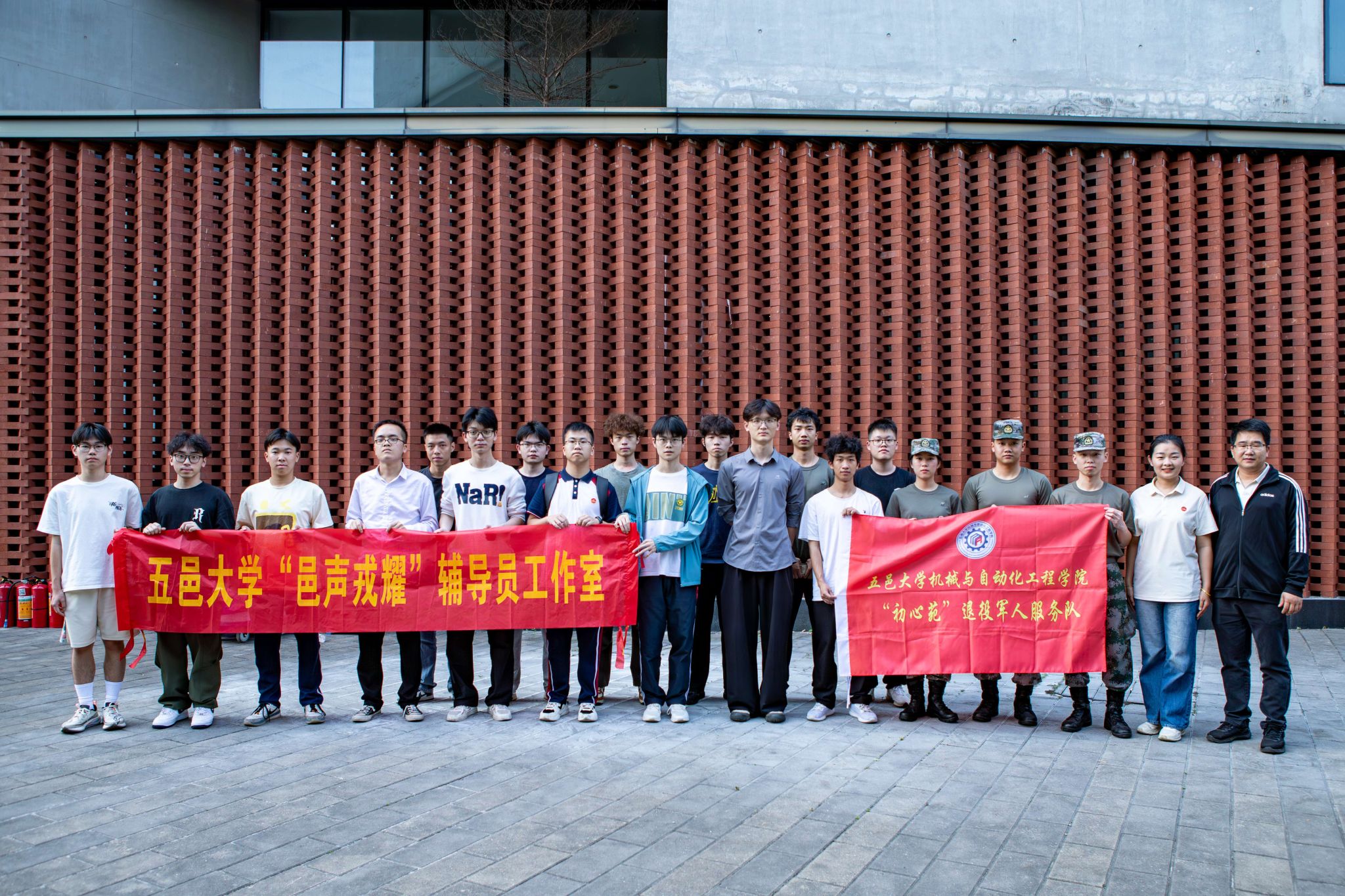 3D9A4ECBF080DF59B71DE4A1E53_D8F608F8_9070E 3D9A4ECBF080DF59B71DE4A1E53_D8F608F8_9070E