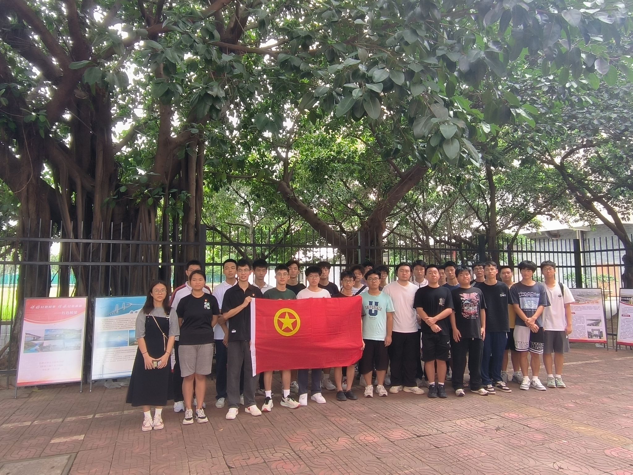 5FCDB227C93B8187D72CDC8D09D_5A5A8136_A33C4 5FCDB227C93B8187D72CDC8D09D_5A5A8136_A33C4