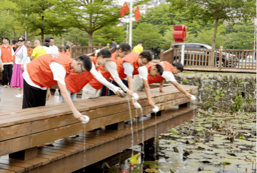 EB4C5C1F454196AD62B9FB0879C_106A2627_1E0A4 EB4C5C1F454196AD62B9FB0879C_106A2627_1E0A4