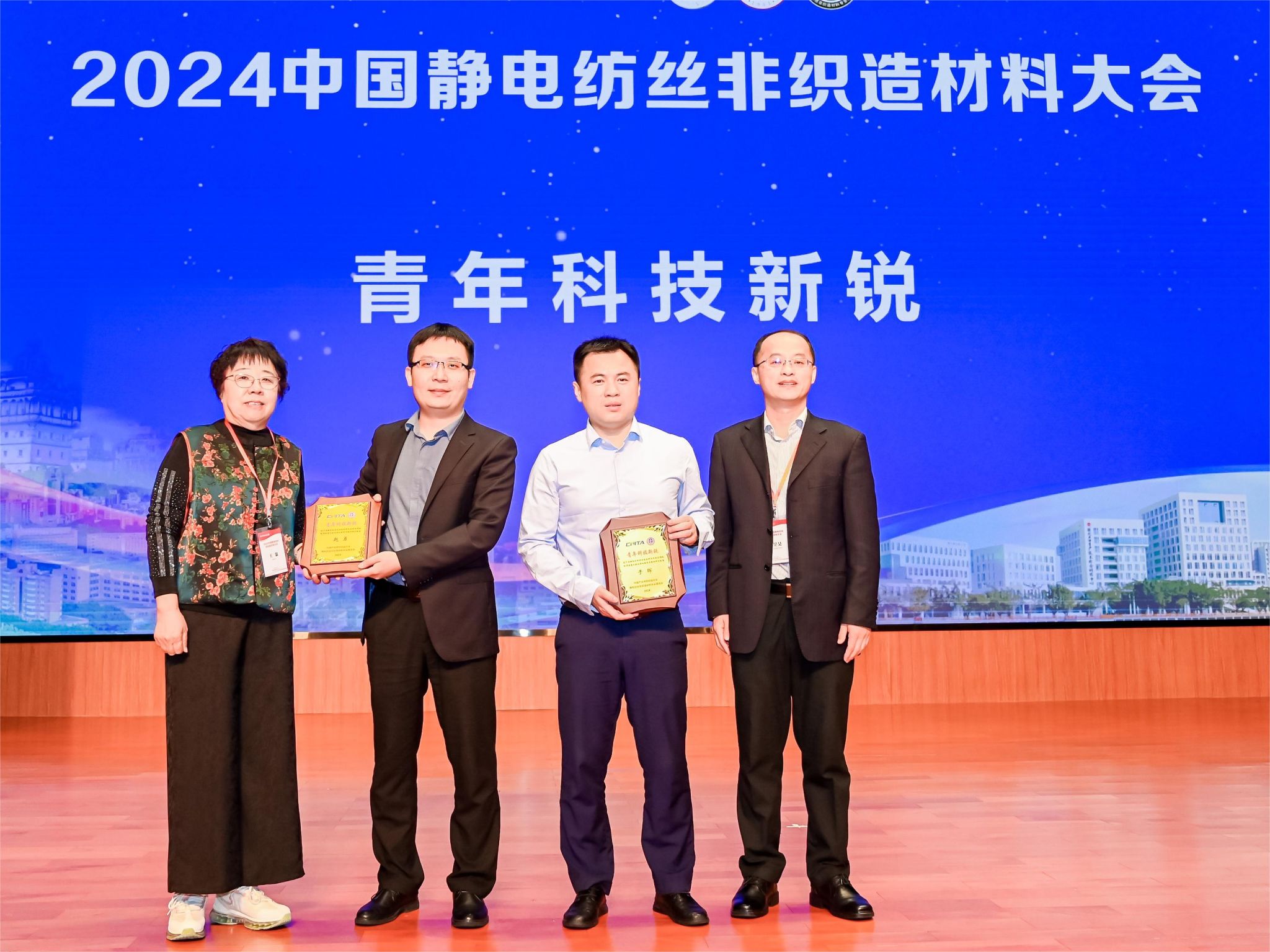 BDBC37760C27D1CA5AB082A6977_6B2D0EAC_54E99