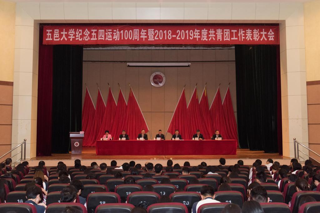 B8E357DB86213C3CEEA7B4C72BC_CFC42E3F_15898 B8E357DB86213C3CEEA7B4C72BC_CFC42E3F_15898