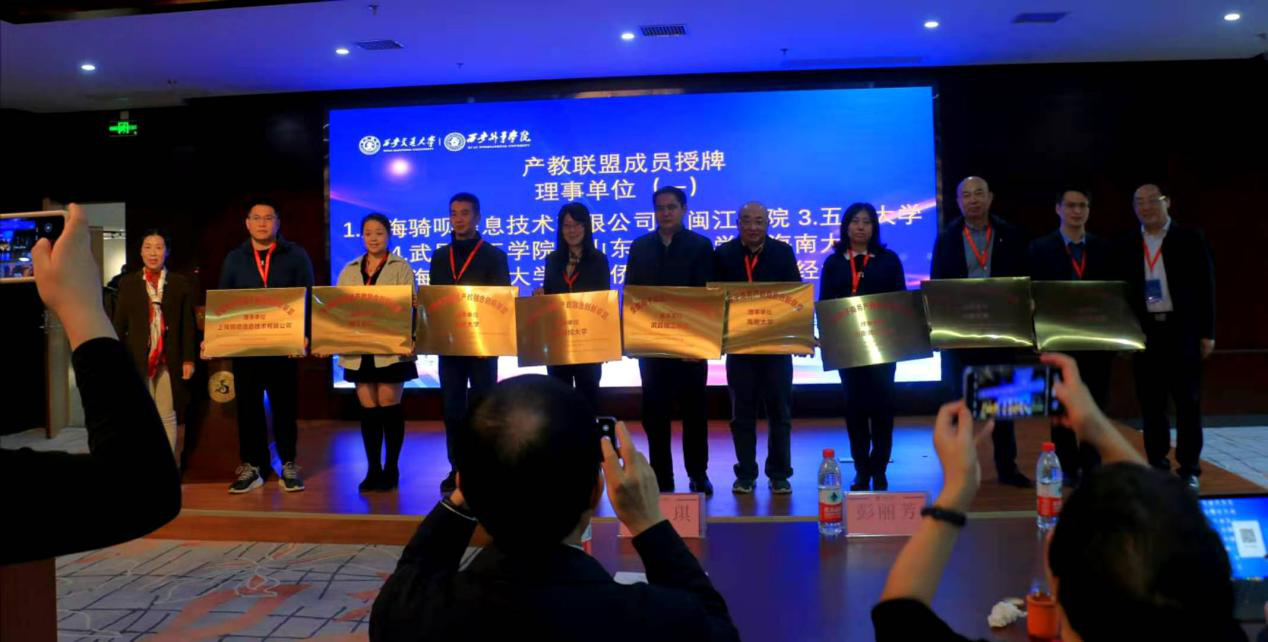 568C3D4E352FB95CF775241C520_4BADE717_BA0D5 568C3D4E352FB95CF775241C520_4BADE717_BA0D5