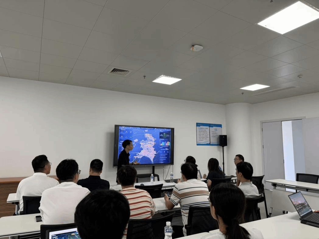 03A0028D0543F0E98BAABDEB6F7_A54C0A7A_35CAC