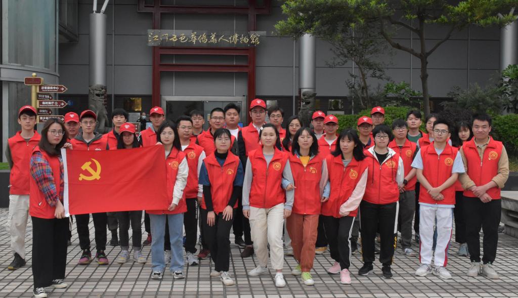 2B8AB4D07A7C7B306BACD2B6A1C_5E2FAA98_195CF