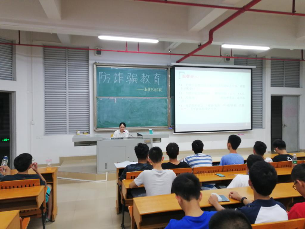 CAD1518B954CF52E5CD251C1306_200AEC6B_9728F