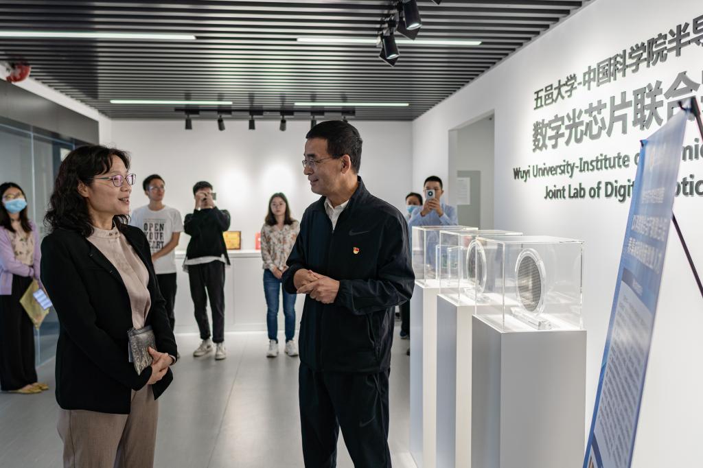 B8A29EA0C4B6FE01E19CDB5532B_9607A4DB_161F8