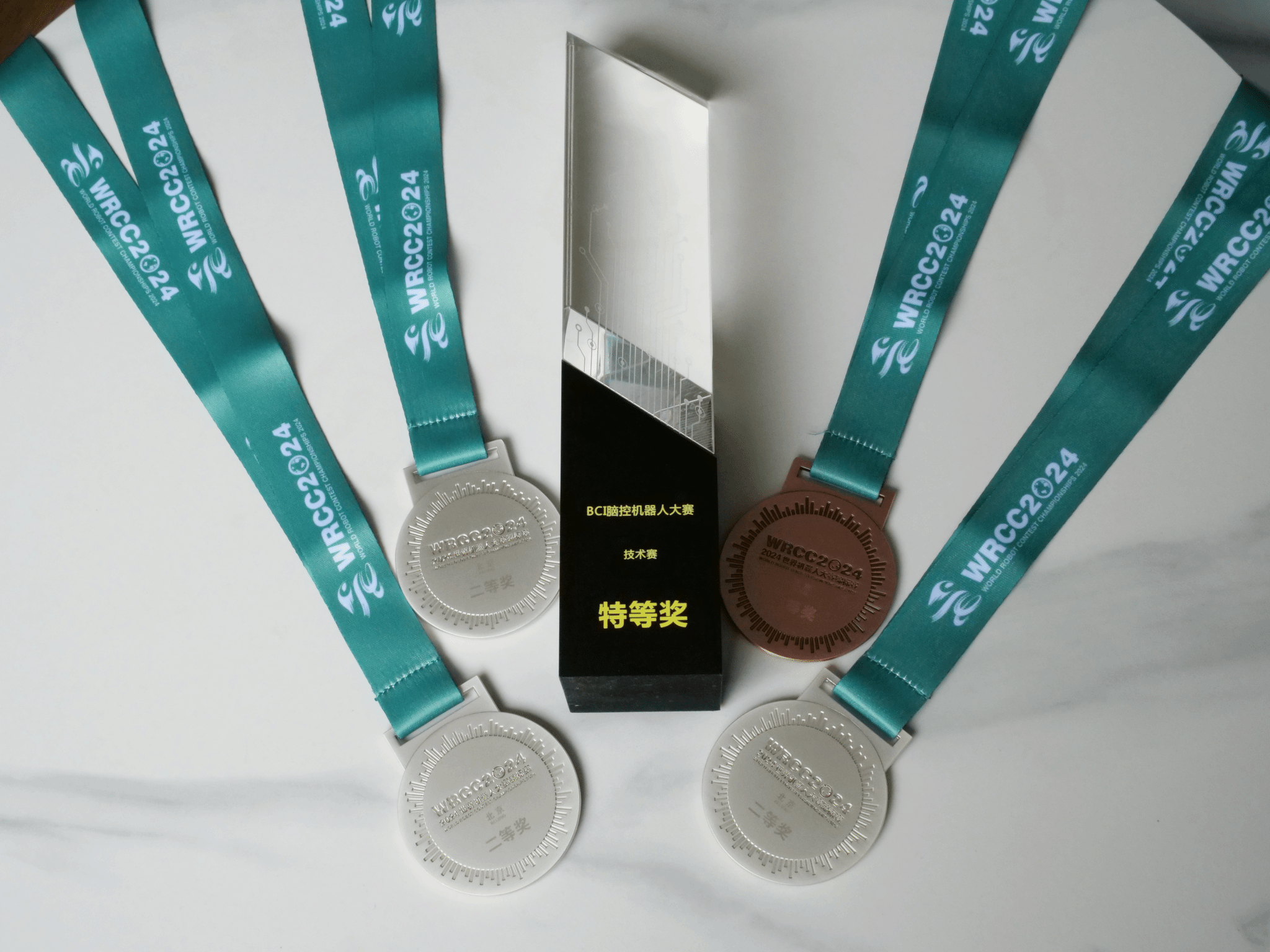 BD91E63DB0B49A9E6F754CE8D03_2B3D8FB5_12D691