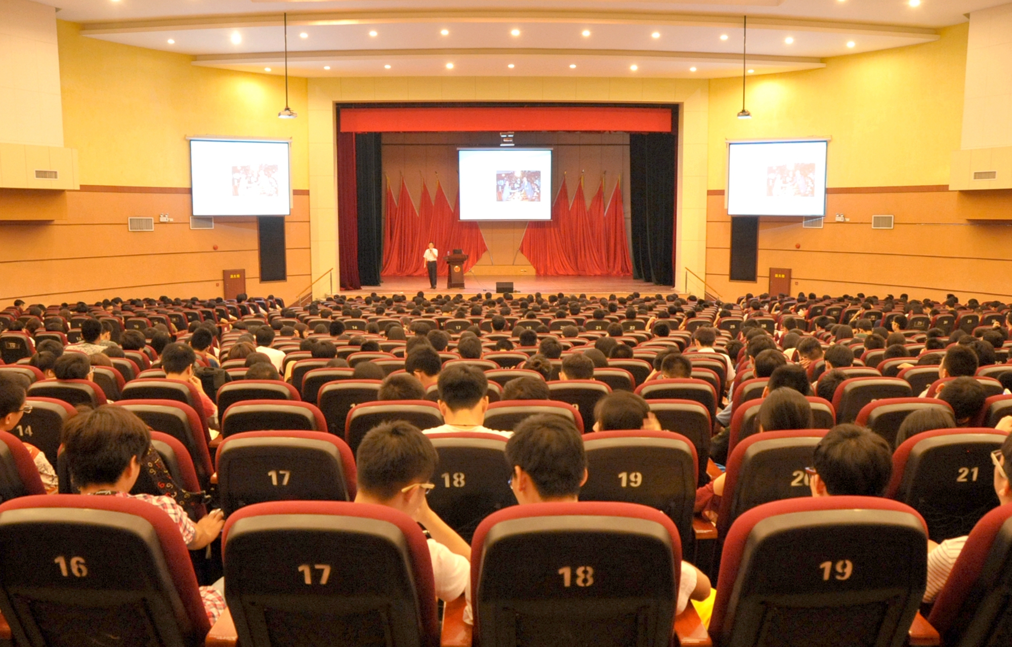 871B41F5C1F56BFBE80034ADC89_A0DDCC65_1B292C.jpg?e=