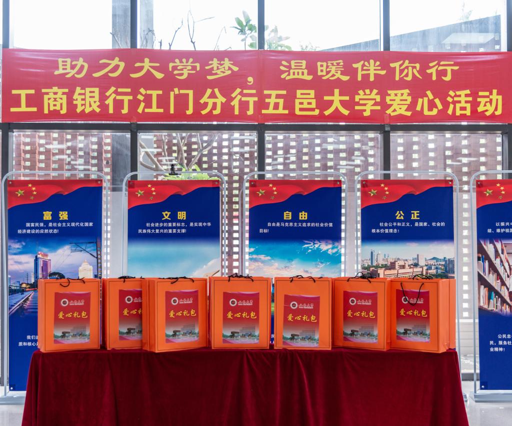 DDEB2C1FF9CFD629A40A94D4019_943FD9BA_222E5 DDEB2C1FF9CFD629A40A94D4019_943FD9BA_222E5