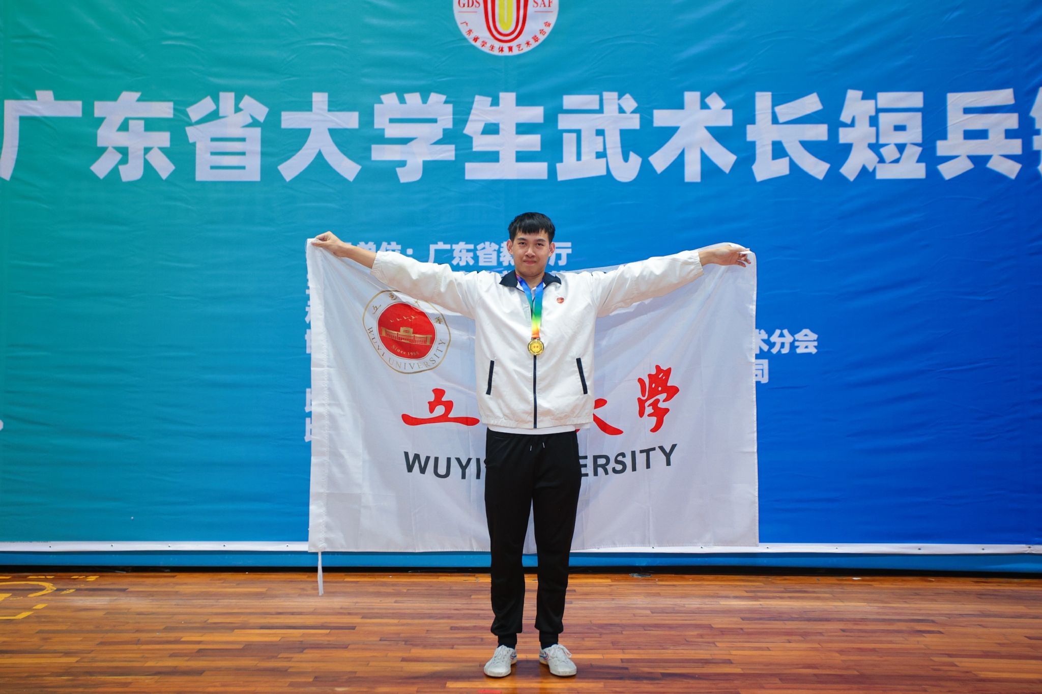 4FC0006E09EAAF8EB88A47BC7EB_299AF281_41C75