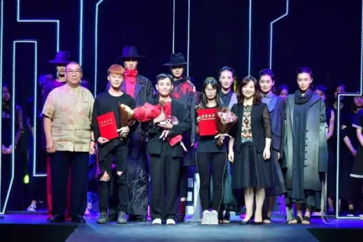 4D58B9953B5DF4D2E379603CB55_2D4CE04C_3F3F1