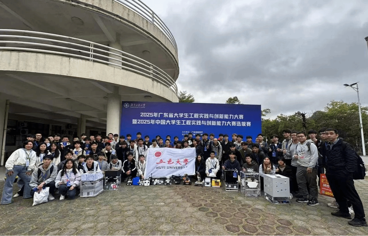 E15C33D56DC3F1FC14E291C96EB_CA8C4BC1_7DB74 E15C33D56DC3F1FC14E291C96EB_CA8C4BC1_7DB74