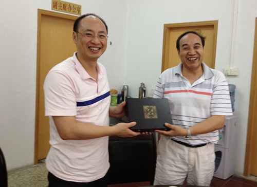 ����ѧԺ������ϯ�����ë��������ƹ�����Ŷ���У����