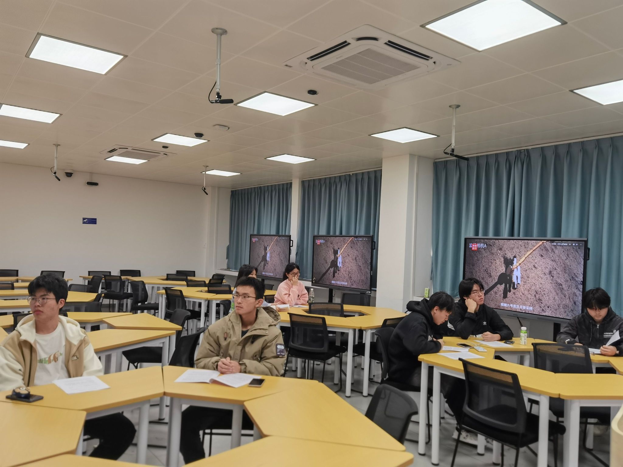 A30A99D35533F2AEDA99AD5152A_1BC89017_4A1C4