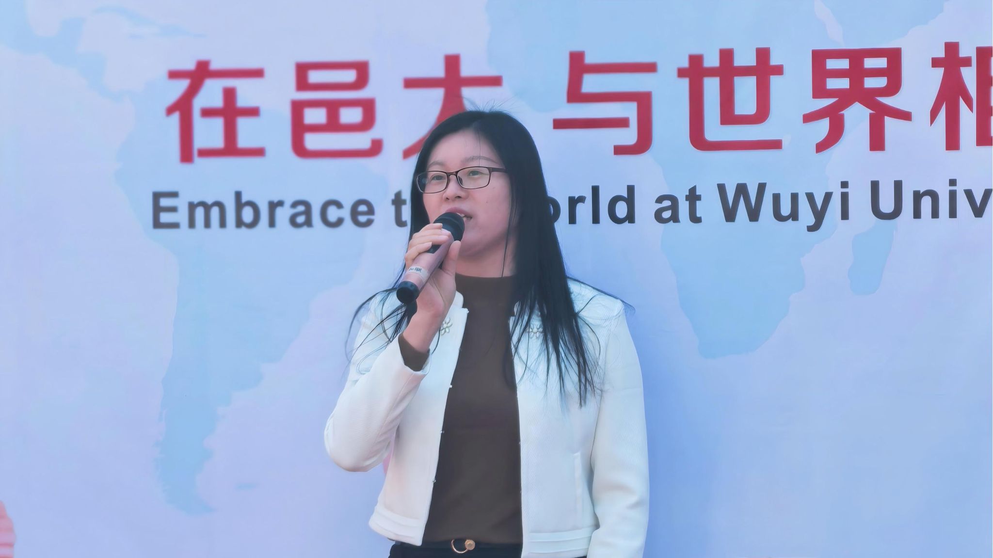 B21DBE6EC75306D0358BB28350B_CE82D65E_21036