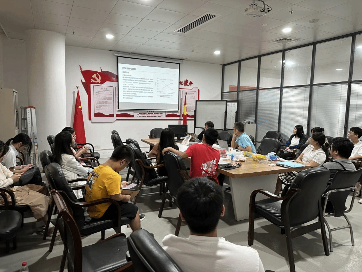 827855DAD6E77A9B544F2E1124D_4B1DD4D5_8A050