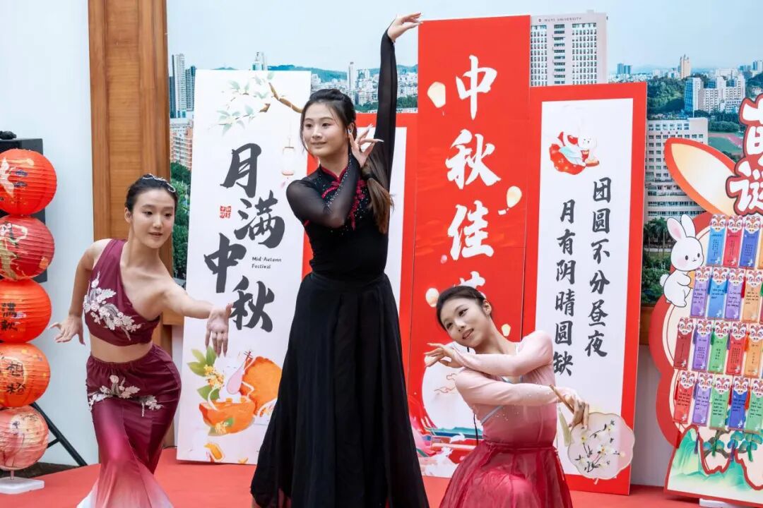 F3F909B35753694CC27A395CC07_3C35317B_21297 F3F909B35753694CC27A395CC07_3C35317B_21297