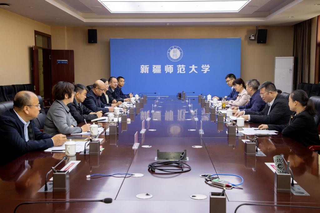 F505AF0174319A28F23B1066B71_B0640206_15854