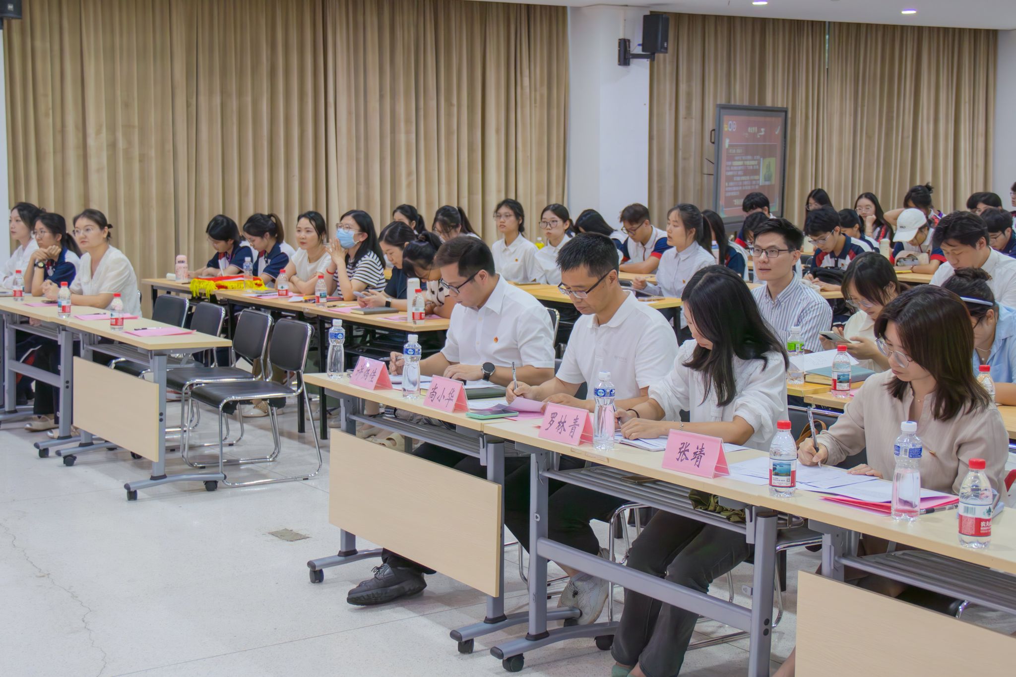 E3A11A93483FA6E7F352480C590_A727AFE3_56393