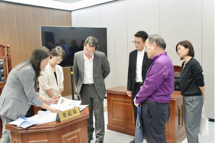 80DF5B4CB4CFAE02F3CCD754E56_D1BC1CA5_33E74