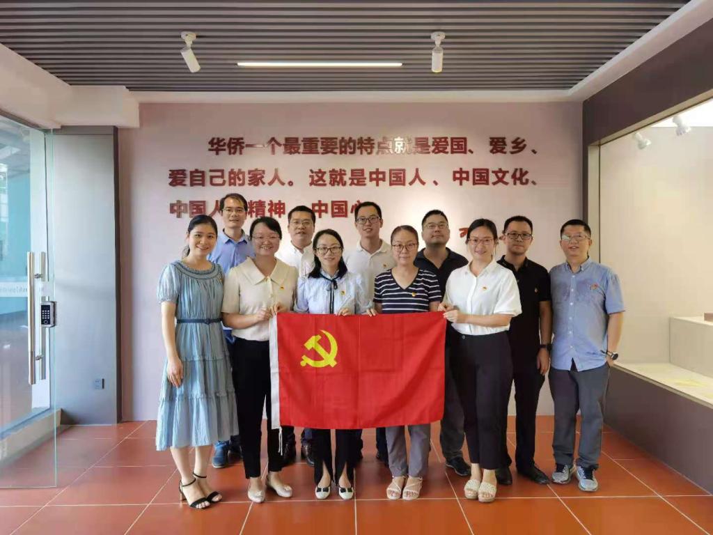 7D614E6EAC10DB0B7B9D64219CA_335DE2E7_18A8C 7D614E6EAC10DB0B7B9D64219CA_335DE2E7_18A8C