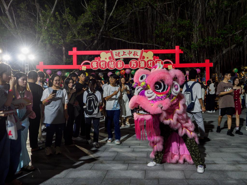 09B484CF0FE3F1CBBB7402AD8D6_0BDF58CF_204F7