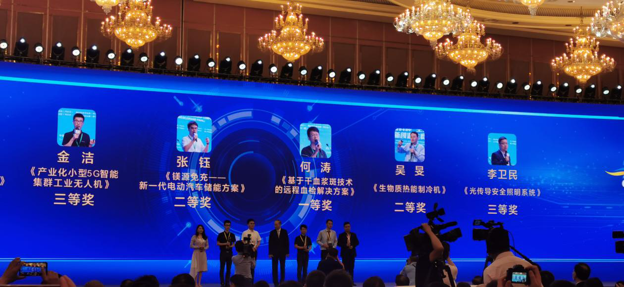 A5B48B9D9D6D4C30E5452CBAF51_E51EEC87_D86AD