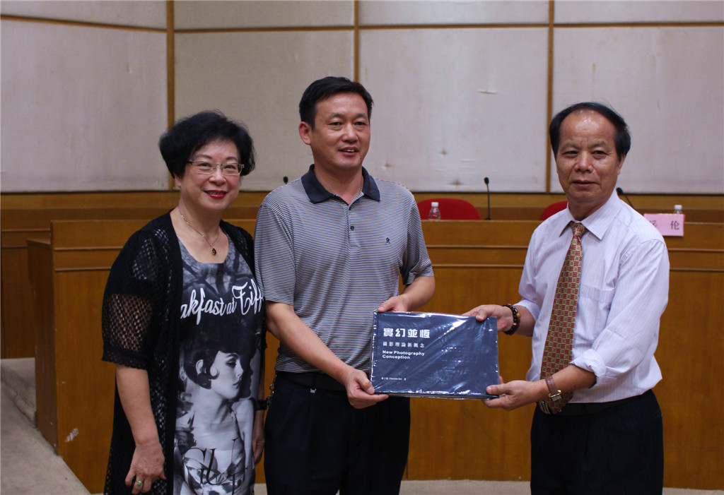 9089DE9931BD1379CF290AB24C0_3EC1327C_317DE.jpg?e= 9089DE9931BD1379CF290AB24C0_3EC1327C_317DE.jpg?e=