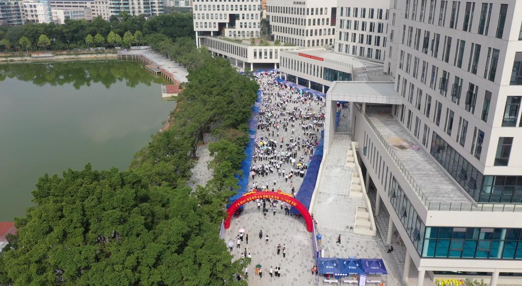 C8A0BCF7A0E009BEA45FA3B8180_94BB6C12_1ECC9