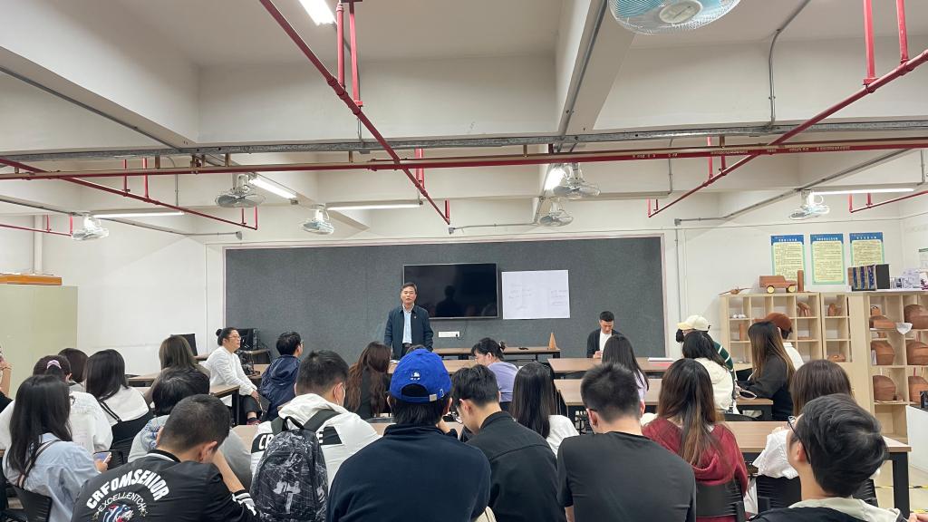 AE72EBC007F4AF3DF655BB41F76_153B6E8C_1754E