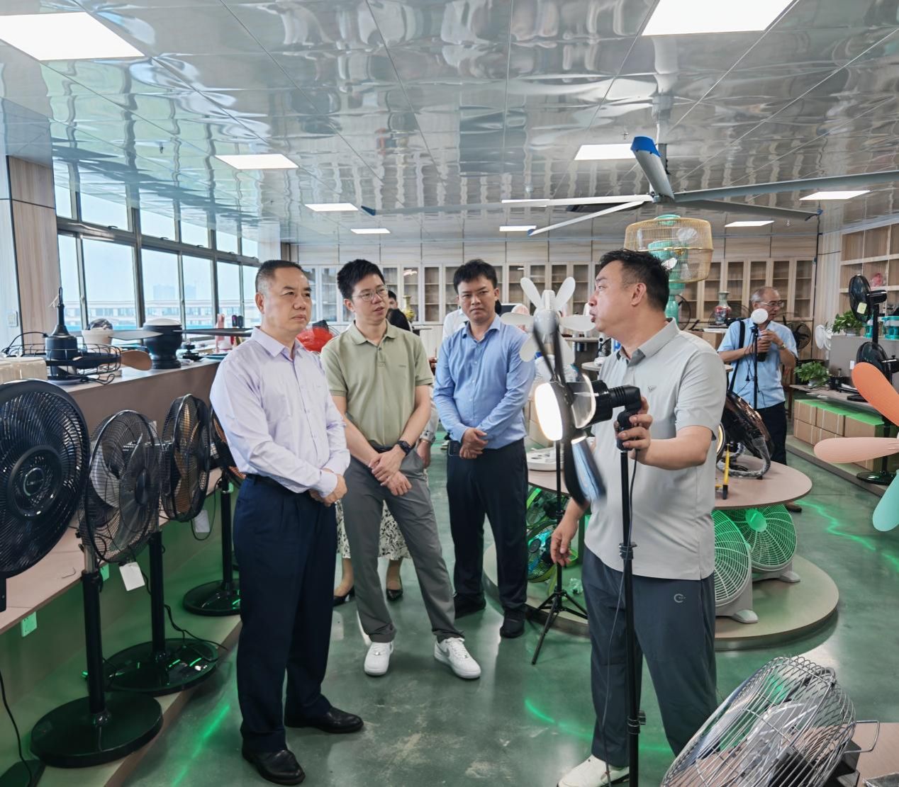 9D5C11D58828CBAAAA0A95FEA51_783813BE_36FCF