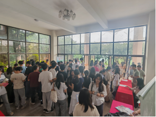 B18324A0DD368857DED52774844_68A2C105_4B332