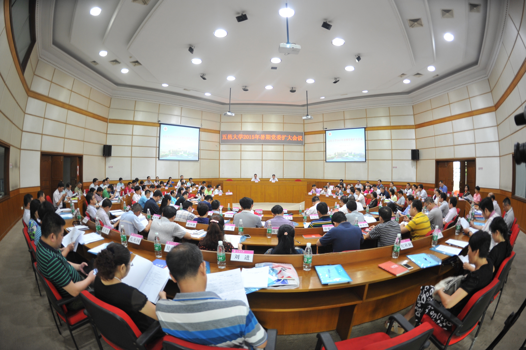 21B6AD95A78F90AF031CE3DE923_443E7972_1947BD.jpg?e=