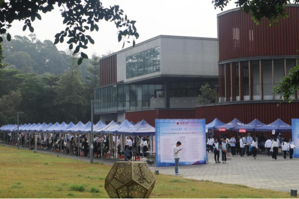 D060BD3B55160C1F32D4E1FD79C_3BD872E7_F55AF