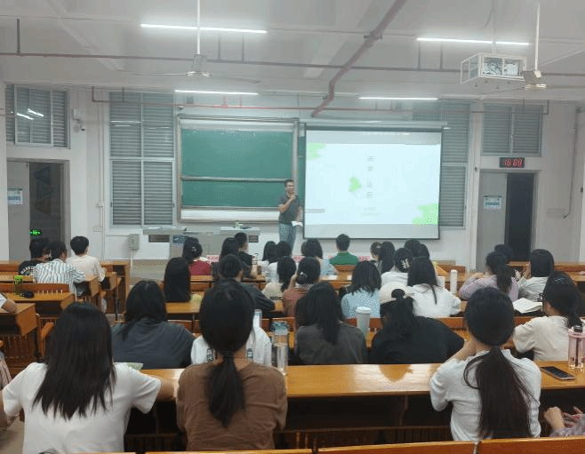 939AE8DA004B65FA2FE72093823_0F317372_264E0