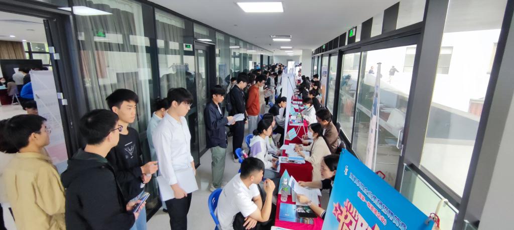 AE13DBECAE9C8BF3887A484ABD3_703E26FD_11F93