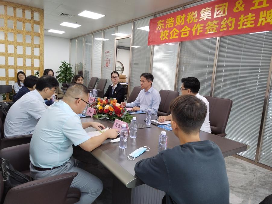 8CF18C925F3DBD8AE0A92B2A11F_AABC2B55_1781B 8CF18C925F3DBD8AE0A92B2A11F_AABC2B55_1781B