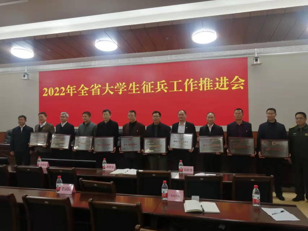 82BF075A5765AE5556B80670B96_C2A6A459_1225A