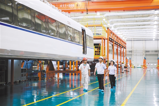 D4C827982C60886DA8C0B12E6A4_244382CC_2F872.jpg?e= D4C827982C60886DA8C0B12E6A4_244382CC_2F872.jpg?e=