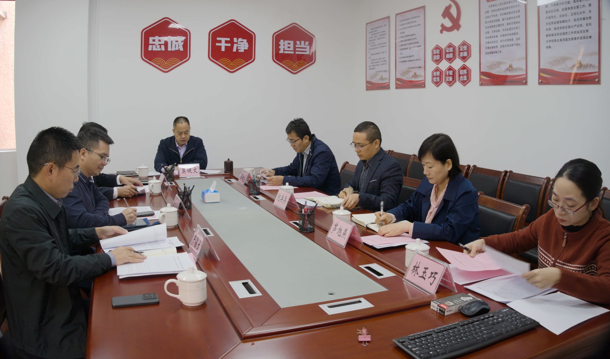 AE410F90348B5BF2693BC658301_B81A932A_3ED64 AE410F90348B5BF2693BC658301_B81A932A_3ED64