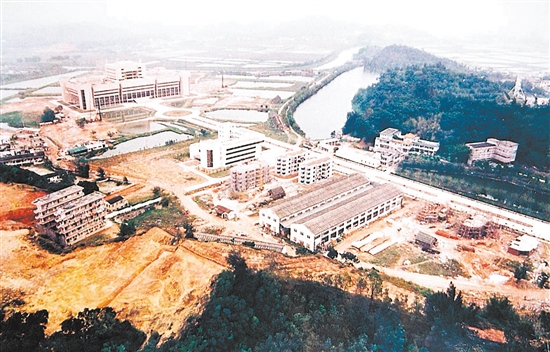 51E591C5B907E5235ABAEF60C0A_B5BD1B8C_388B7