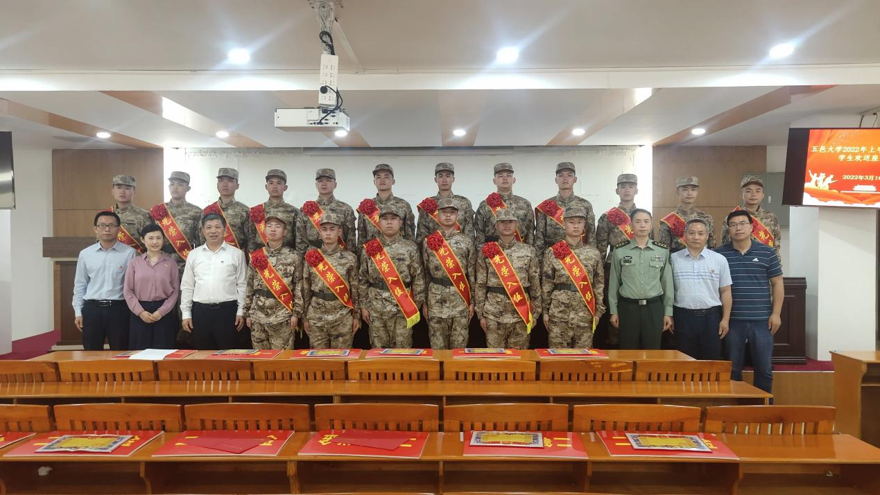 5E05EC527C03ABA5CD65CD01617_E9EB0AB5_FE6BC 5E05EC527C03ABA5CD65CD01617_E9EB0AB5_FE6BC