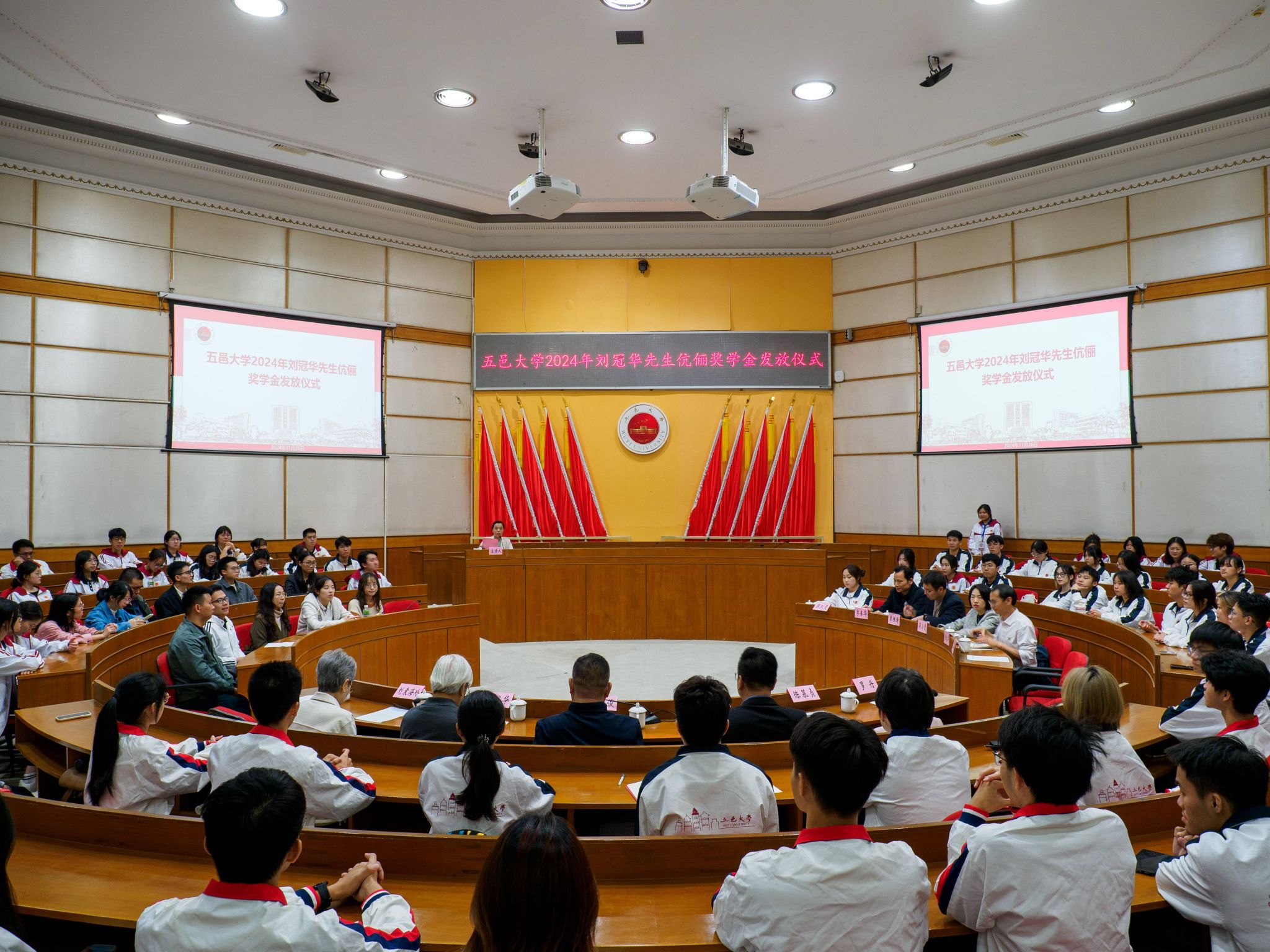 3730D18AE83AEF70D76F438EA78_8D4865E8_69715.jpg?e= 3730D18AE83AEF70D76F438EA78_8D4865E8_69715.jpg?e=