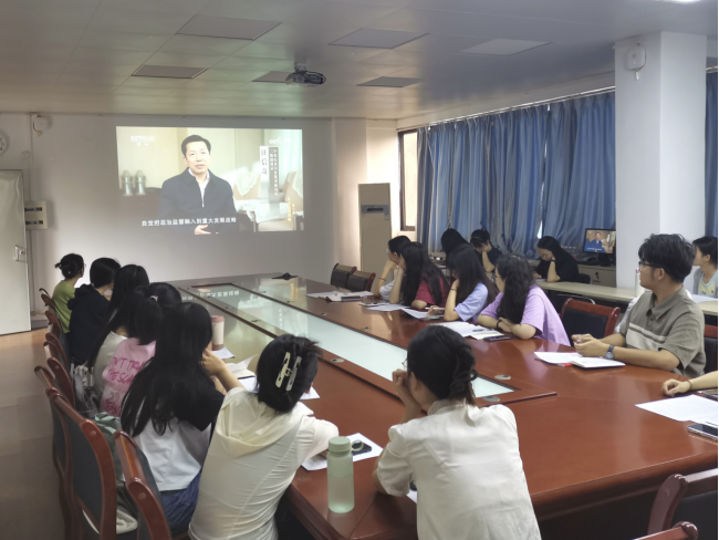 E8974001BCED50D503E360D0A15_0451090A_136672