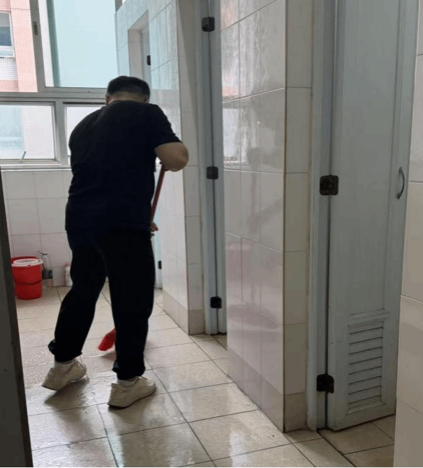 1E00E0A6023D5B30C238D866F51_88FBE7D4_26079